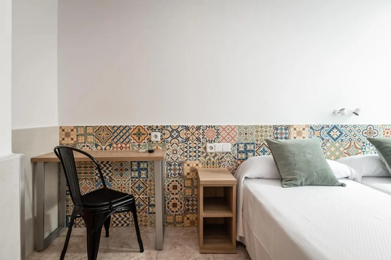 Hostal Baler Barcelona 2*,  Spain