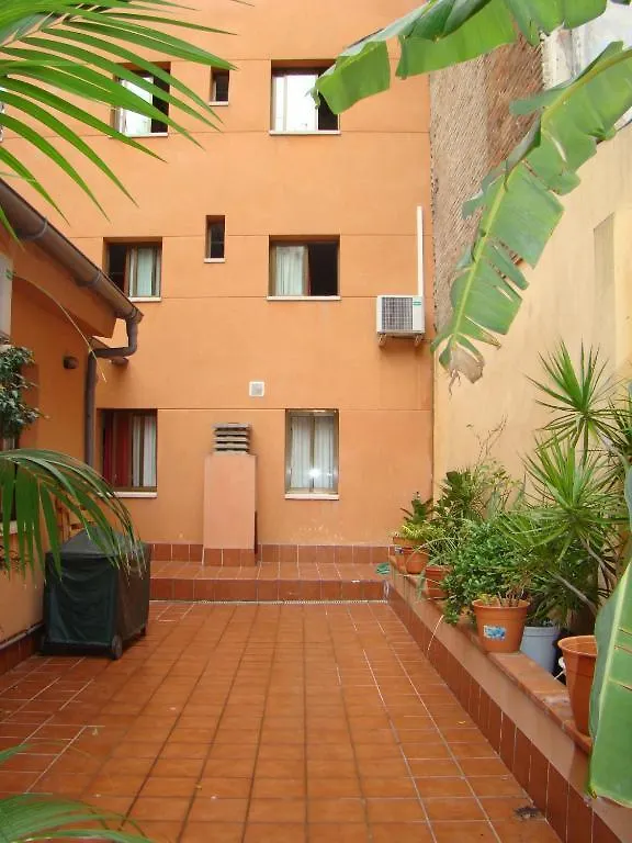 Hostal Baler Barcelona Guest house